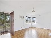 Spacious & Practical Living in Convenient Elizabeth East