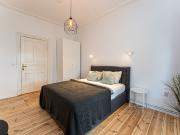 Spacious & pretty studio in Alt Hohenschönhausen,...