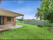 SPACIOUS 5 BEDROOM HOME IN A PERFECT LOCATION!