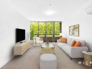 Spacious Retreat with an Unbeatable South Melbourne...