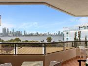 SPACIOUS RIVERSIDE RETREAT