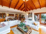 Spacious single family villa with swimming pool | dreamo. Ch