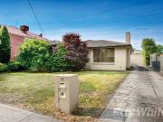 Spacious single level home just minutes from The Glen....