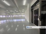 Spacious storage / office space in the highway centre in... Spacious storage / office space in the highway centre in...