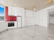 SPACIOUS STUDIO AVAILABLE