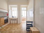 Spacious studio in a 5 bedroom apartment in Rua da...