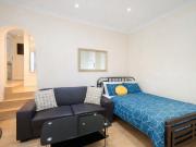 Spacious Studio+ Separate KitchenCromwell Rd SW7