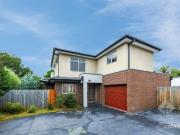 Spacious & Stylish Townhouse in a Prime Mitcham Location