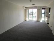 SPACIOUS SUNNY 3 BEDROOM APARTMENT HEART OF BONDI JUNCTION