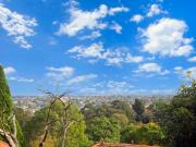 Spacious Sunny Apartment