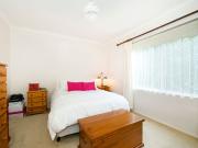 Spacious Sunny Apartment