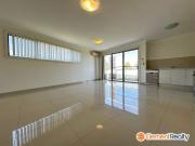 SPACIOUS TOP FLOOR 2 BEDROOM MODERN UNIT — STEPS TO...