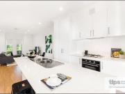 SPACIOUS TOWNHOUSE