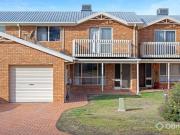 Spacious Townhouse