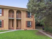 Spacious Townhouse in Glenunga International High School...