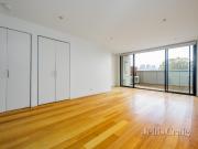 Spacious Townhouse with Breathtaking City Views