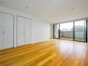 Spacious Townhouse with Breathtaking City Views