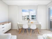 Spacious Two Bedroom Apartment Close to Metro
