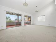 Spacious two bedroom apartment in a prime location