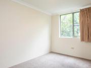 Spacious Two Bedroom Apartment in Central Location