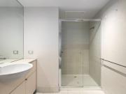 Spacious Two Bedroom Apartment in Clarendon Towers