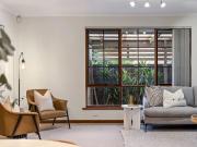 SPACIOUS TWO BEDROOM HOMETTE *6 MONTH LEASE ONLY