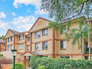 Spacious two br apartment next to Macquarie Uni!
