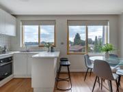 Spacious Unit in Brunswick West