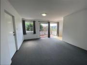 Spacious unit with lock up garage