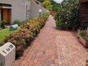 spacious upstairs unit 1 bed 1 bath