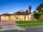 Spacious & Versatile Family Living: Your Dream Home Awaits!