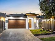 Sparkling New Style just a Stroll from Linear Park