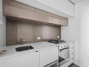 SPECTACULAR 2 BEDROOM APARTMENT IN HEART OF CBD SPECTACULAR 2 BEDROOM APARTMENT IN HEART OF CBD