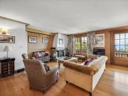 Granit: Splendid renovated 4 bedroom apartment close to...