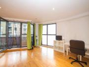 Splendid studio for rent in Tower Hamlets, London