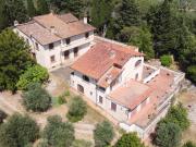 Splendida villa con vista su Firenze, circondata da 10...