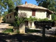 Splendide moulin rénové avec dépendances et piscine