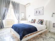 Splendido bilocale con due balconi in zona Sempione