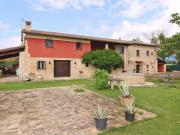 Splendido Casale Con Giardino Esclusivo 400m² Bastia Umbra