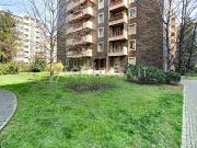 SPLENDIDO E AMPIO TRILOCALE IN CONTESTO SIGNORILE IN VIA...