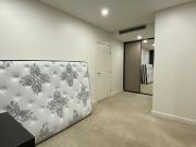 Split floor North facing 2 Bedroom Apartment in Waterloo...