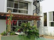 Split type House with Pool for Sale in Dasmariñas...