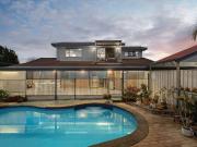 Sprawling 6 bed Family Home in Algester with Dual Living...