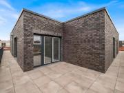 Spreequartier – Penthouse 2 Zimmer, umlaufende Terrasse, EBK