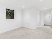 Springfield Road, Chelmsford CM2, 2 bedroom flat to rent...