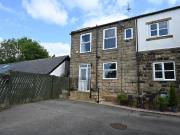 Springwell Cottages, Windmill Lane. 3 bed semi detached...