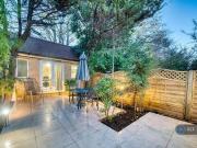 Spruce Hills Road, London, 3 Bedroom Flat