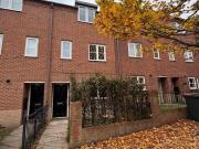 Spruce Road, Nuneaton CV10, 3 bed property to rent,...