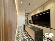 #SQ ERSTBEZUG STYLISHE & LUXURIÖSE ALTBAUWOHNUNG NÄHE...