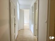 #SQ MODERNISIERTE ALTBAUWOHNUNG MIT CHARME –